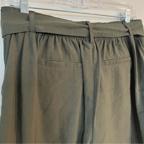 A New Day-Women's High-Rise Pleat Front Shorts - Olive, Size: M - Picture 10 of 11